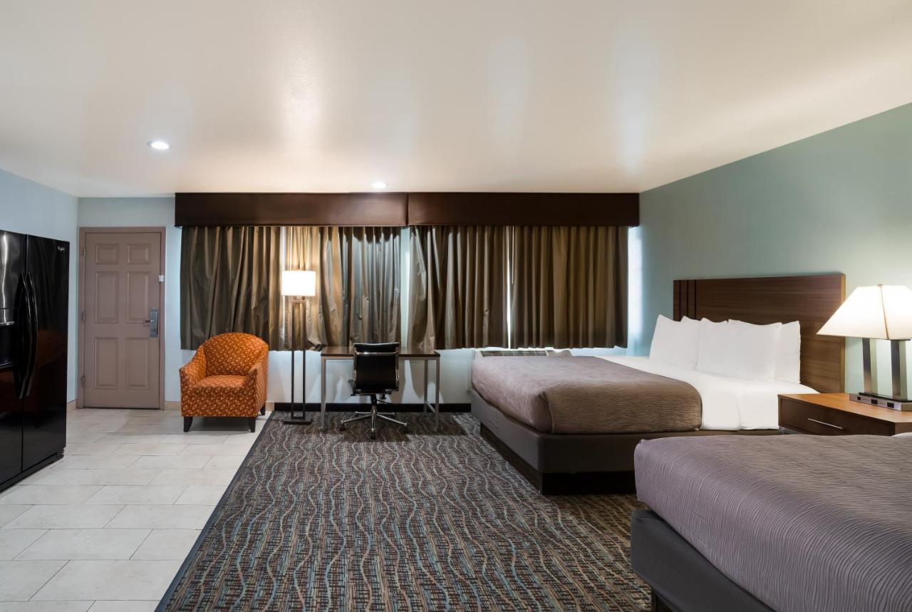 ซูเปอร์ 8 บาย วินด์แฮม แฟร์ฟิลด์ Hotel ภายนอก รูปภาพ