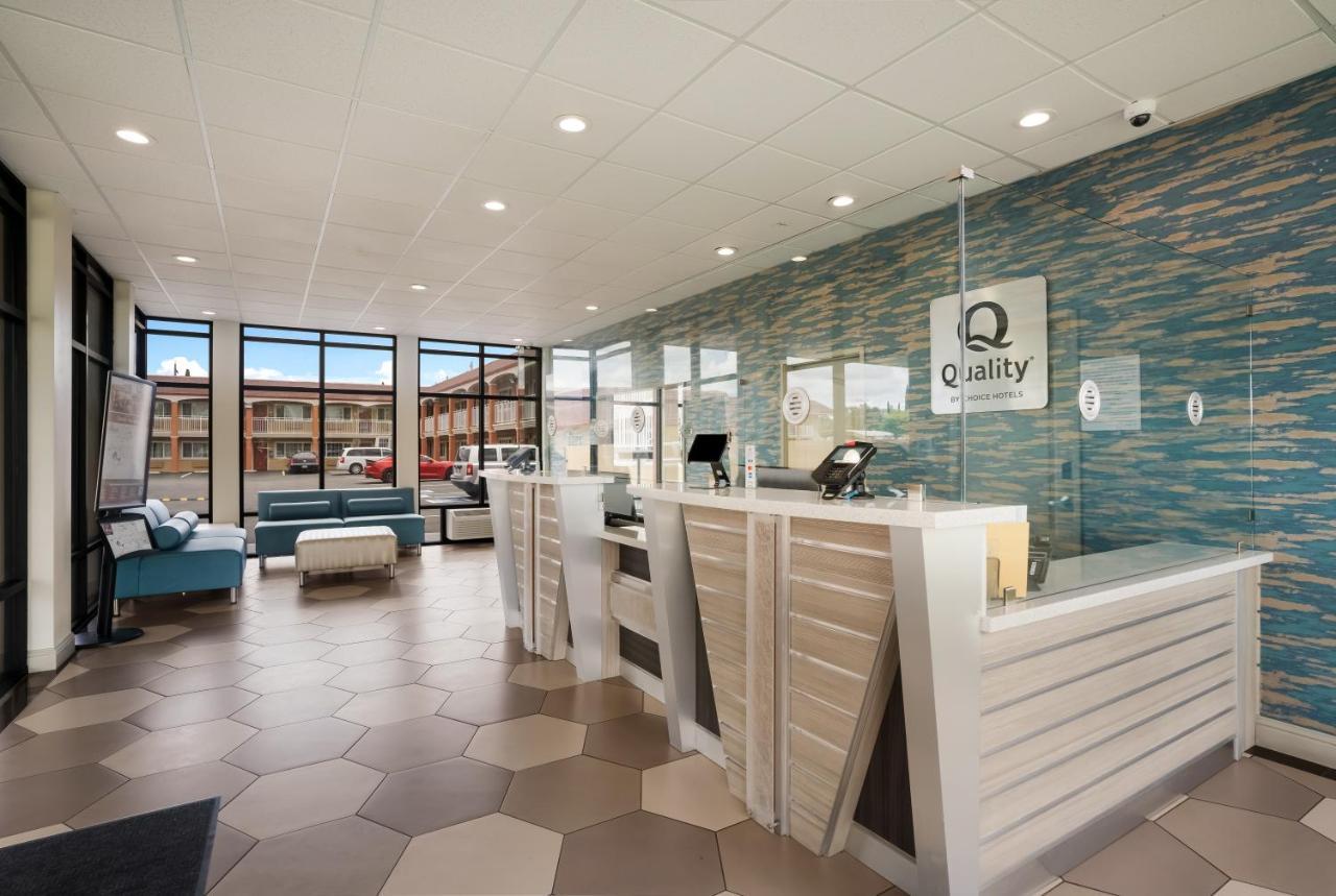 ซูเปอร์ 8 บาย วินด์แฮม แฟร์ฟิลด์ Hotel ภายนอก รูปภาพ