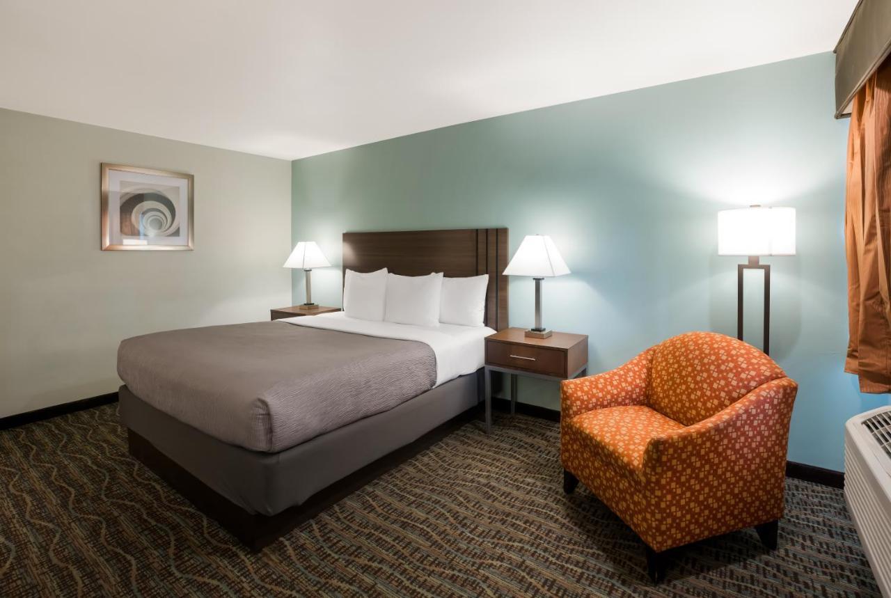 ซูเปอร์ 8 บาย วินด์แฮม แฟร์ฟิลด์ Hotel ภายนอก รูปภาพ